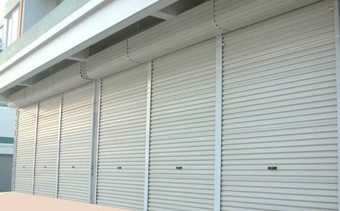 濟(jì)南電動車庫門安裝細(xì)節(jié)及如何維護(hù)