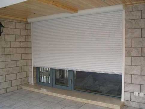 卷簾門的安裝過(guò)程與使用中的注意事項(xiàng)這幾點(diǎn)你要知道！