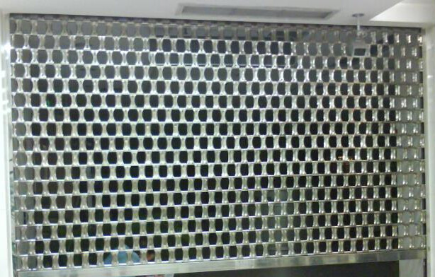 不銹鋼電動(dòng)卷簾門的優(yōu)點(diǎn)